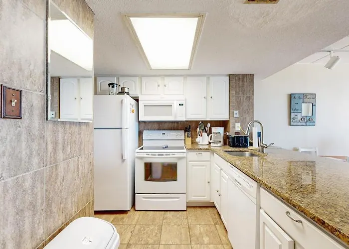 With Balcony Washer & Dryer Pools Game Tennis & Gym * Ocean City