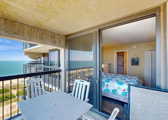 Holiday home With Balcony Washer & Dryer Pools Game Tennis & Gym *