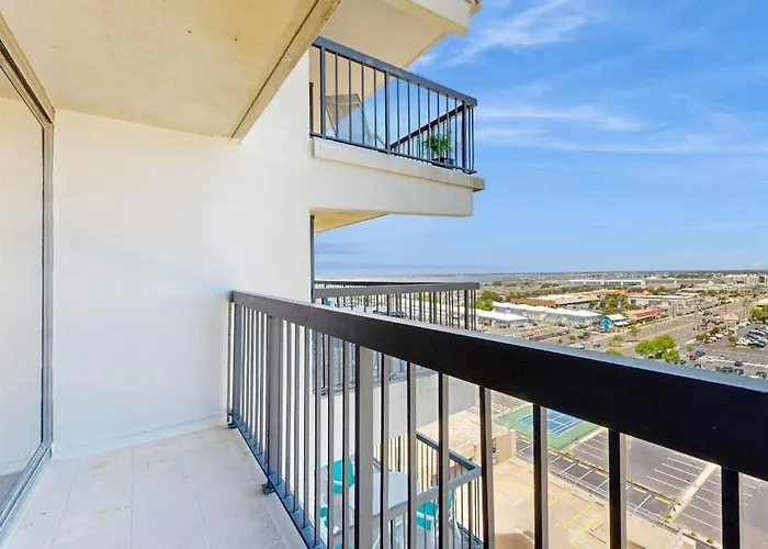With Balcony Washer & Dryer Pools Game Tennis & Gym Ocean City