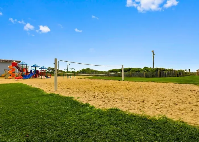 Holiday home With Balcony Washer & Dryer Pools Game Tennis & Gym *
